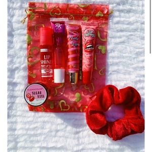 Red Aesthetic Bundle